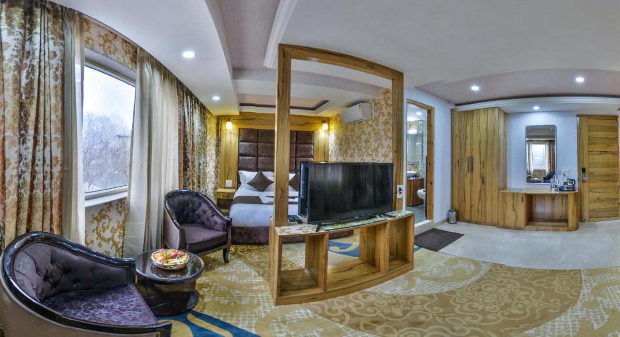 Hotel The Montreal Telbal Екстер'єр фото