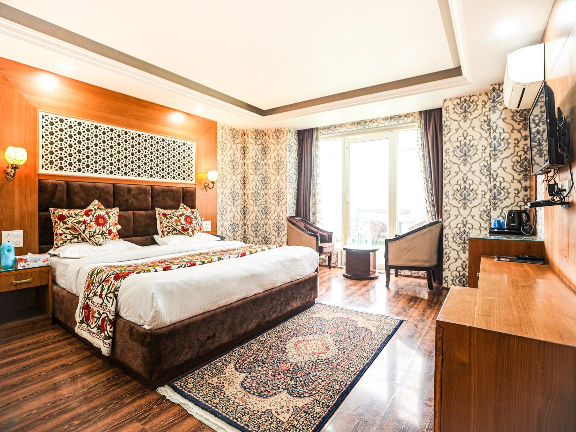 Hotel The Montreal Telbal Екстер'єр фото