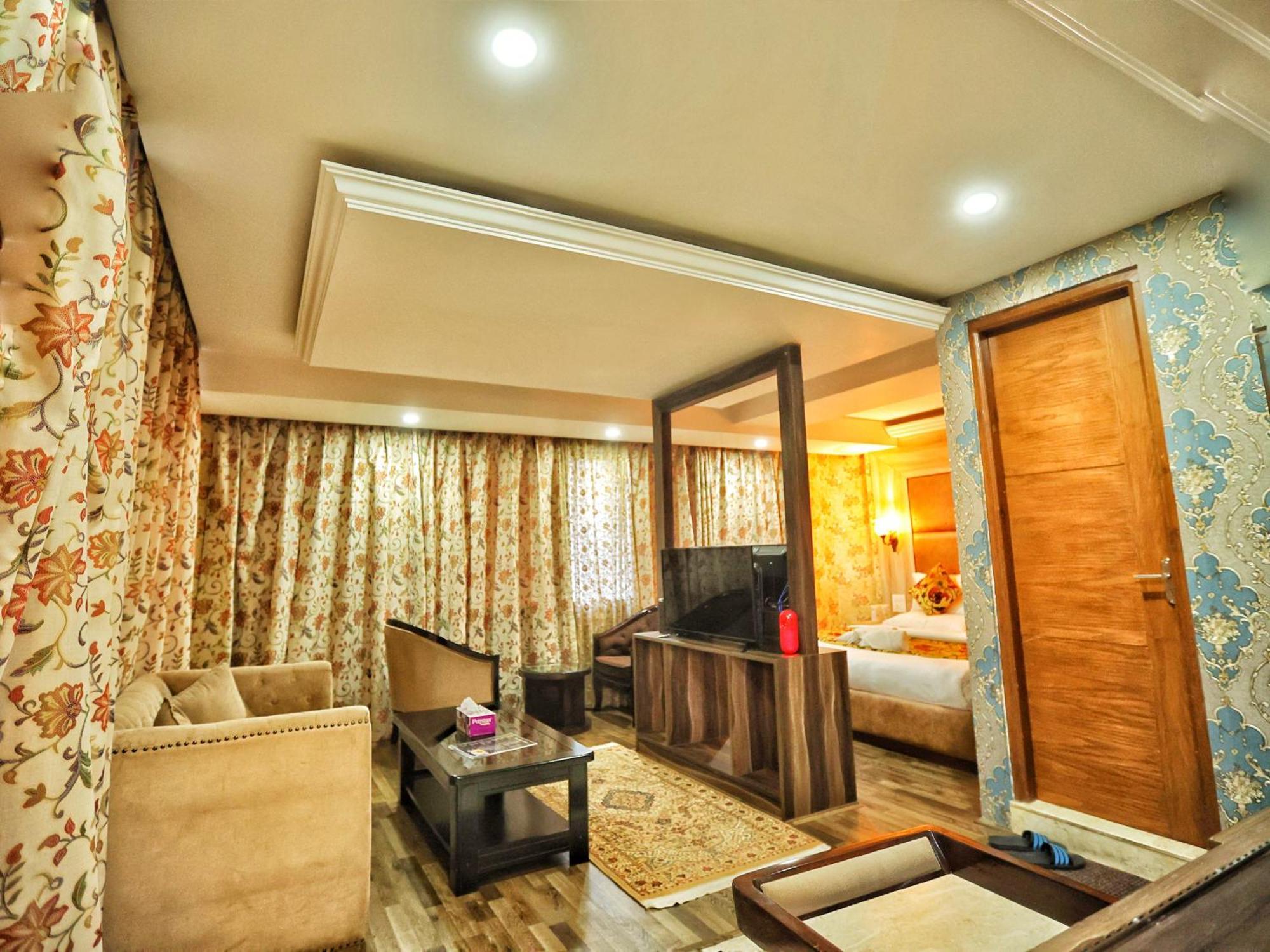 Hotel The Montreal Telbal Екстер'єр фото
