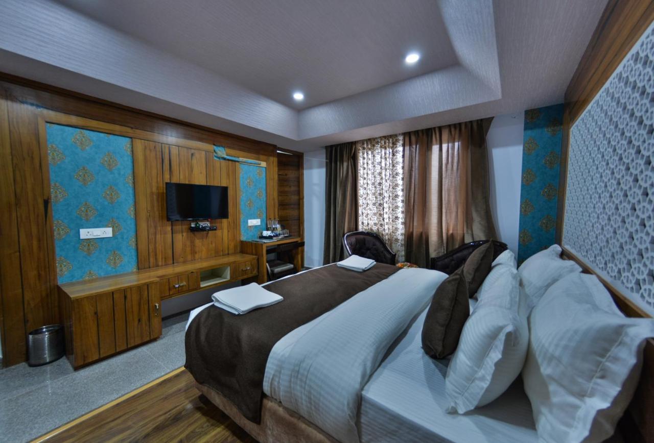 Hotel The Montreal Telbal Екстер'єр фото
